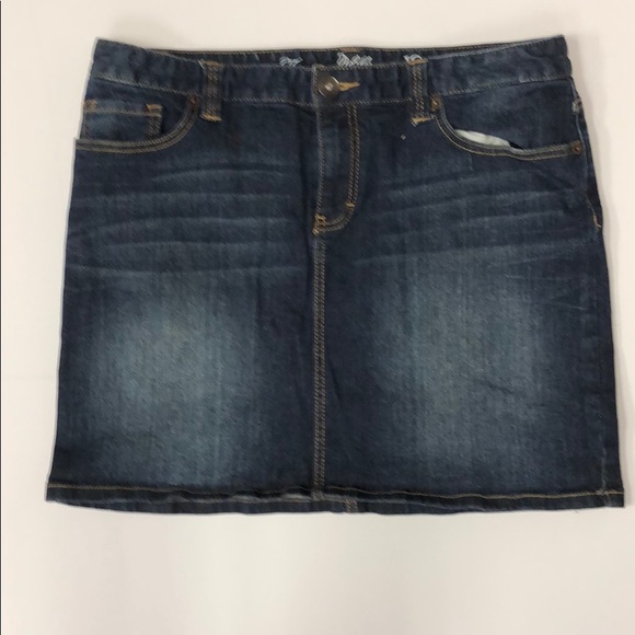 Women’s Tommy Hilfiger denim skirt size 12 - Picture 3 of 3